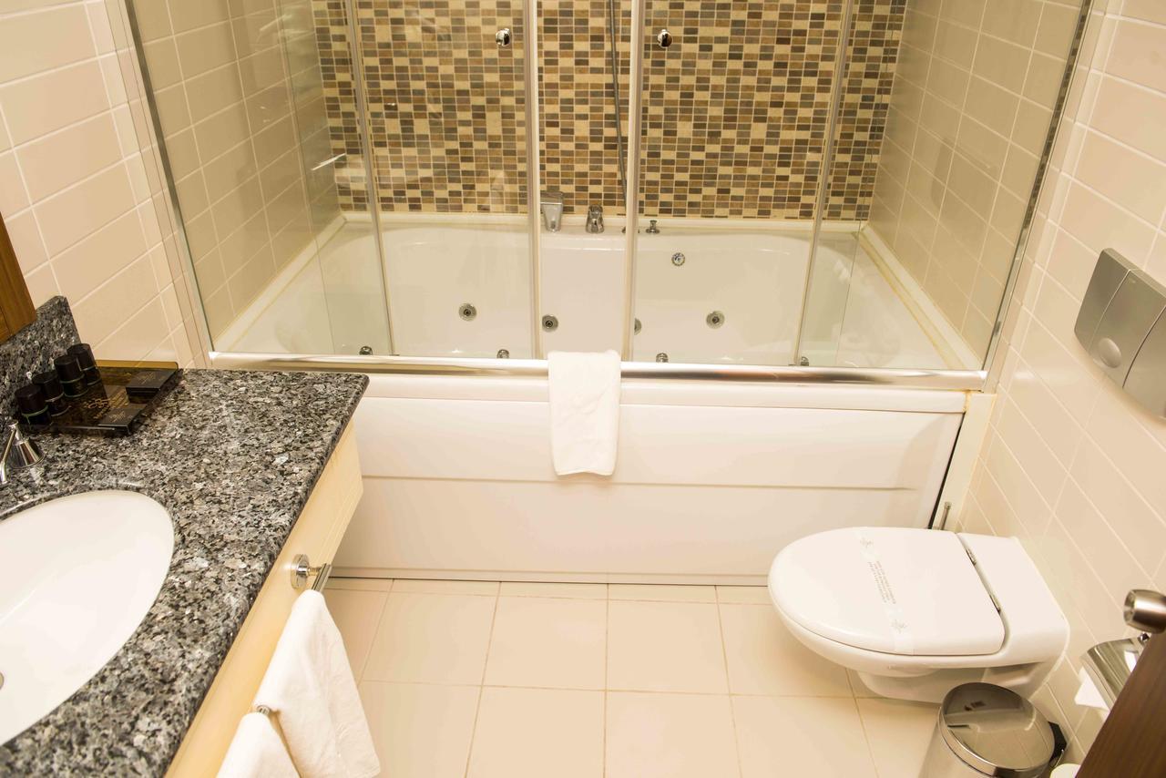 Ozgobek Ronesans Hotel De Luxe Uşak Zewnętrze zdjęcie